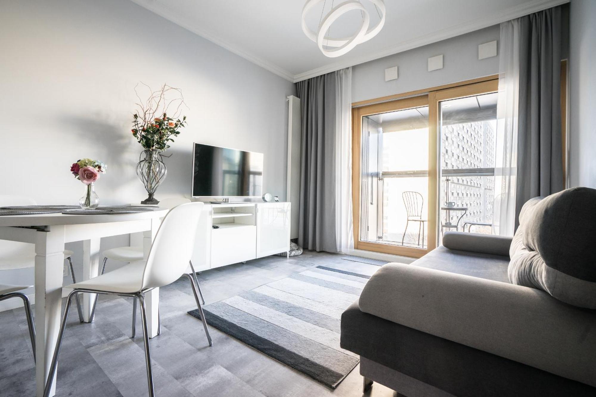 Vipwarsawapartments Diamond Mennica Residence المظهر الخارجي الصورة